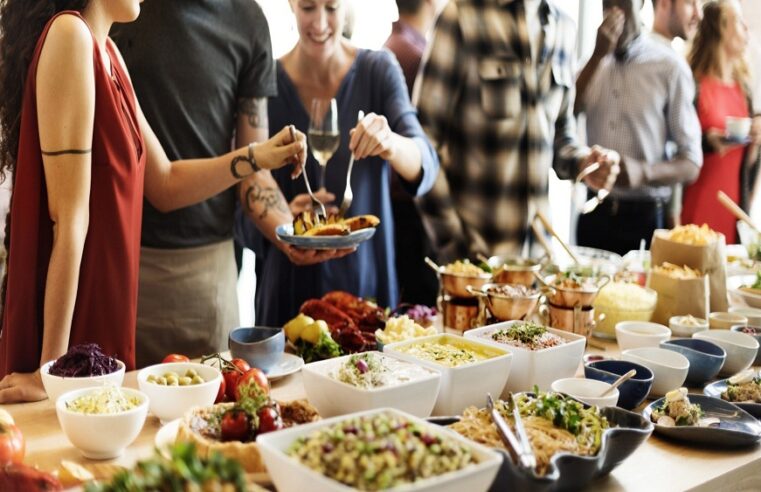 Top Benefits of Choosing Birthday Party Food Catering Services