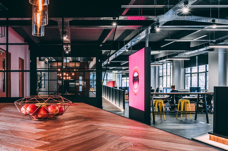 Transform Your Creative Space: Essential Interior Design Pitfalls Every Ad Agency Must Dodge